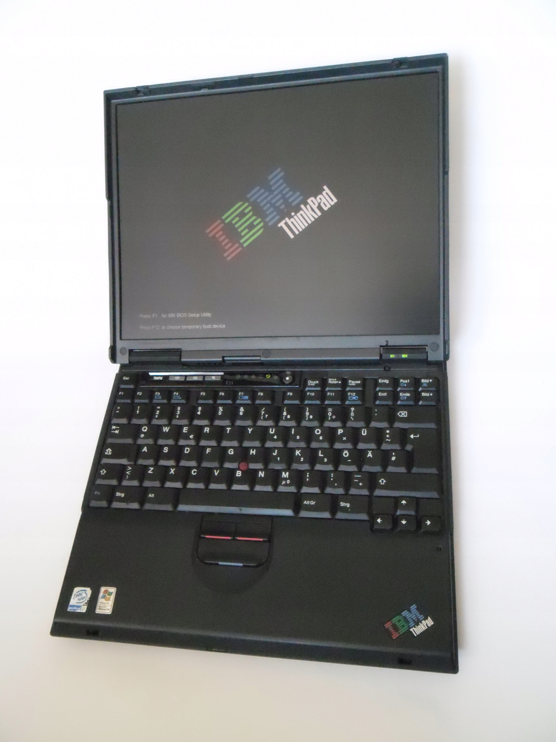 Ibm Thinkpad T Xp Intel Pentium Ghz Bdb