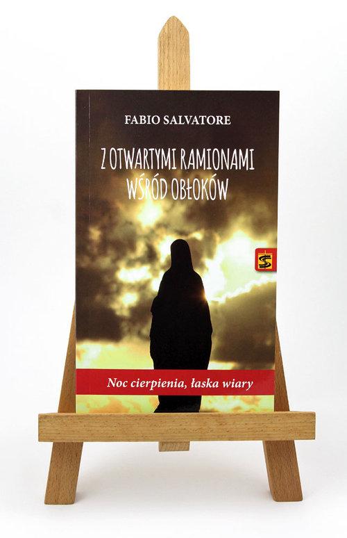 

Z otwartymi ramionami wśród obłoków F. Salvatore