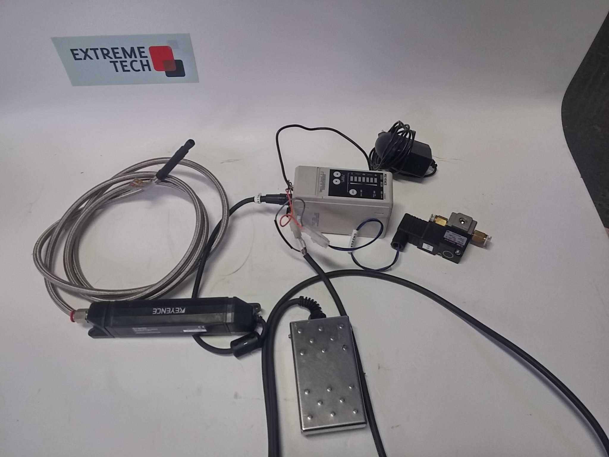 Jonizator Keyence SJ-M020 SJ M-200 komplet zestaw Marka Keyence