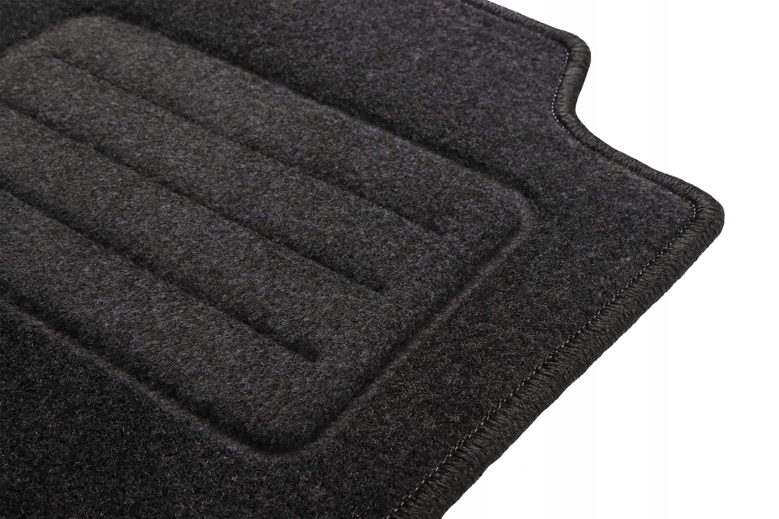 Peugeot 208 2012- DYWANIKI GRAFIT CARMAT Producent Texer