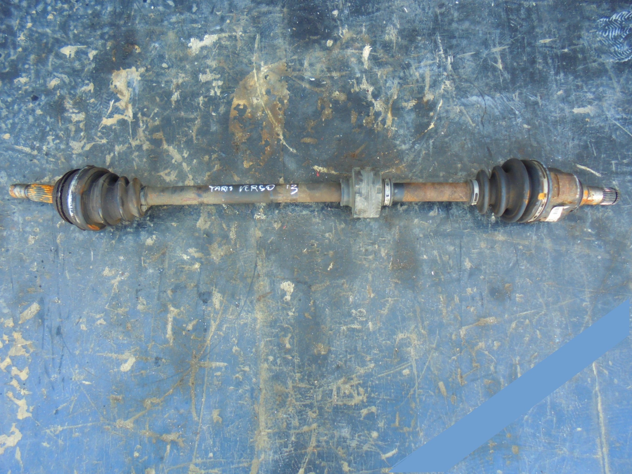 ПЫВВЫСЬ ПРАВА ДОВГО TOYOTA YARIS VERSO 1.3