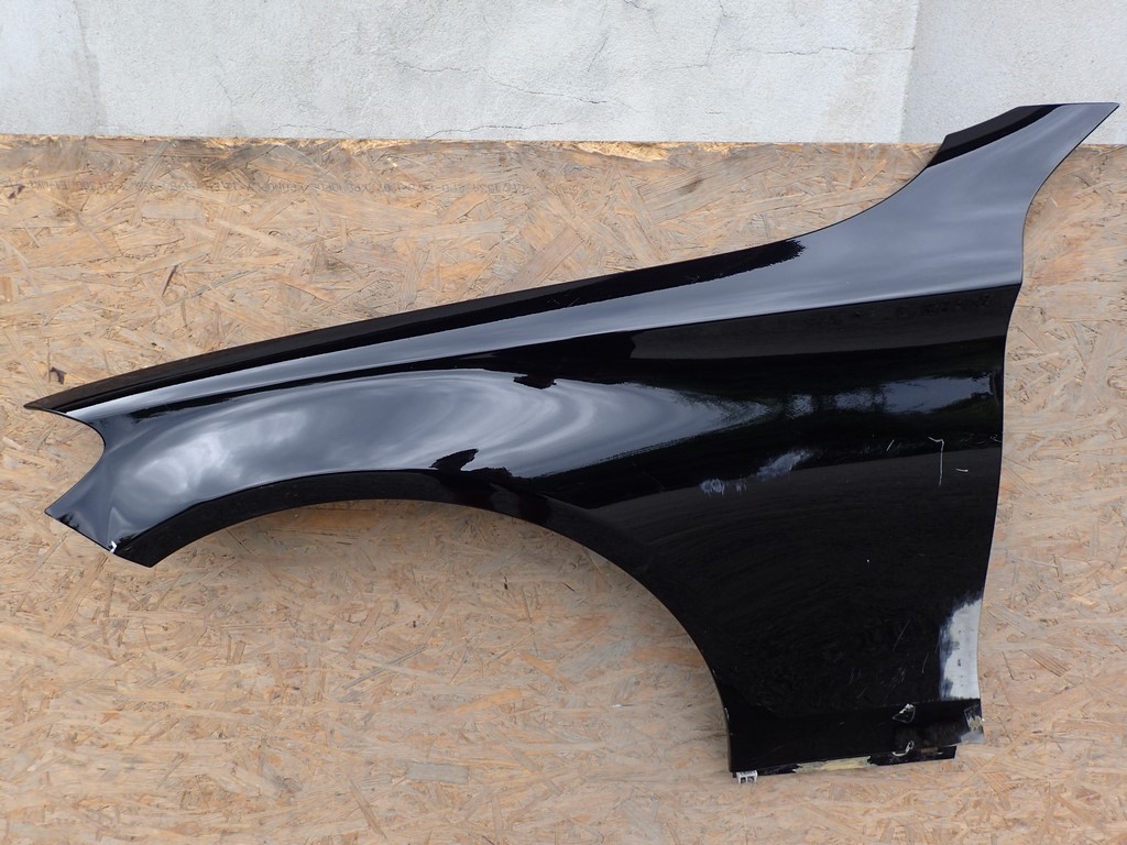 fender left front front MERCEDES C KLASA 205