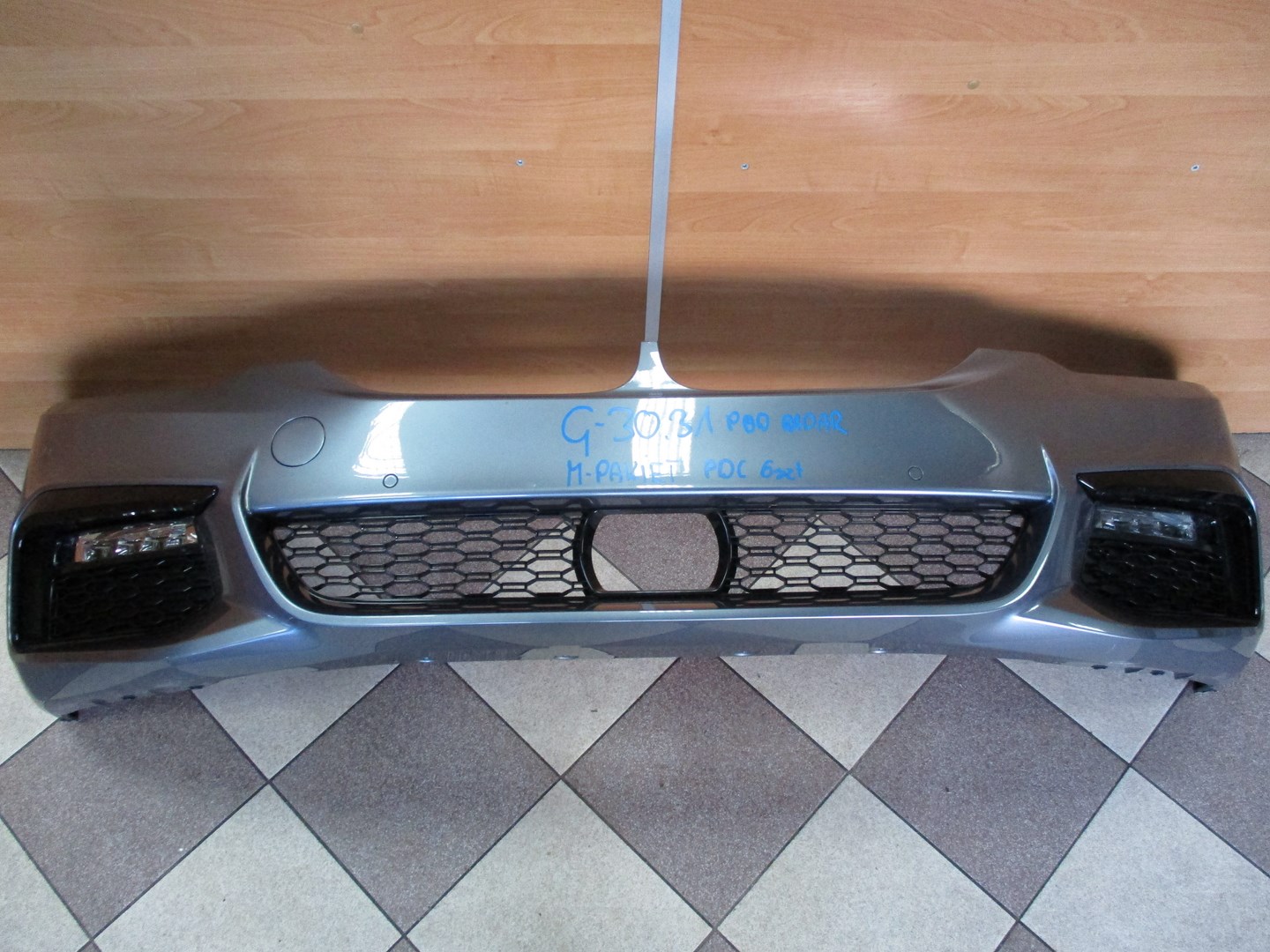 front bumper BMW G30 G31 m-packet 6xPDC radar