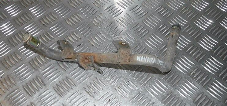 NISSAN NAVARA D22 01-05 2.5 DI ТРУБКА ВОДЫ