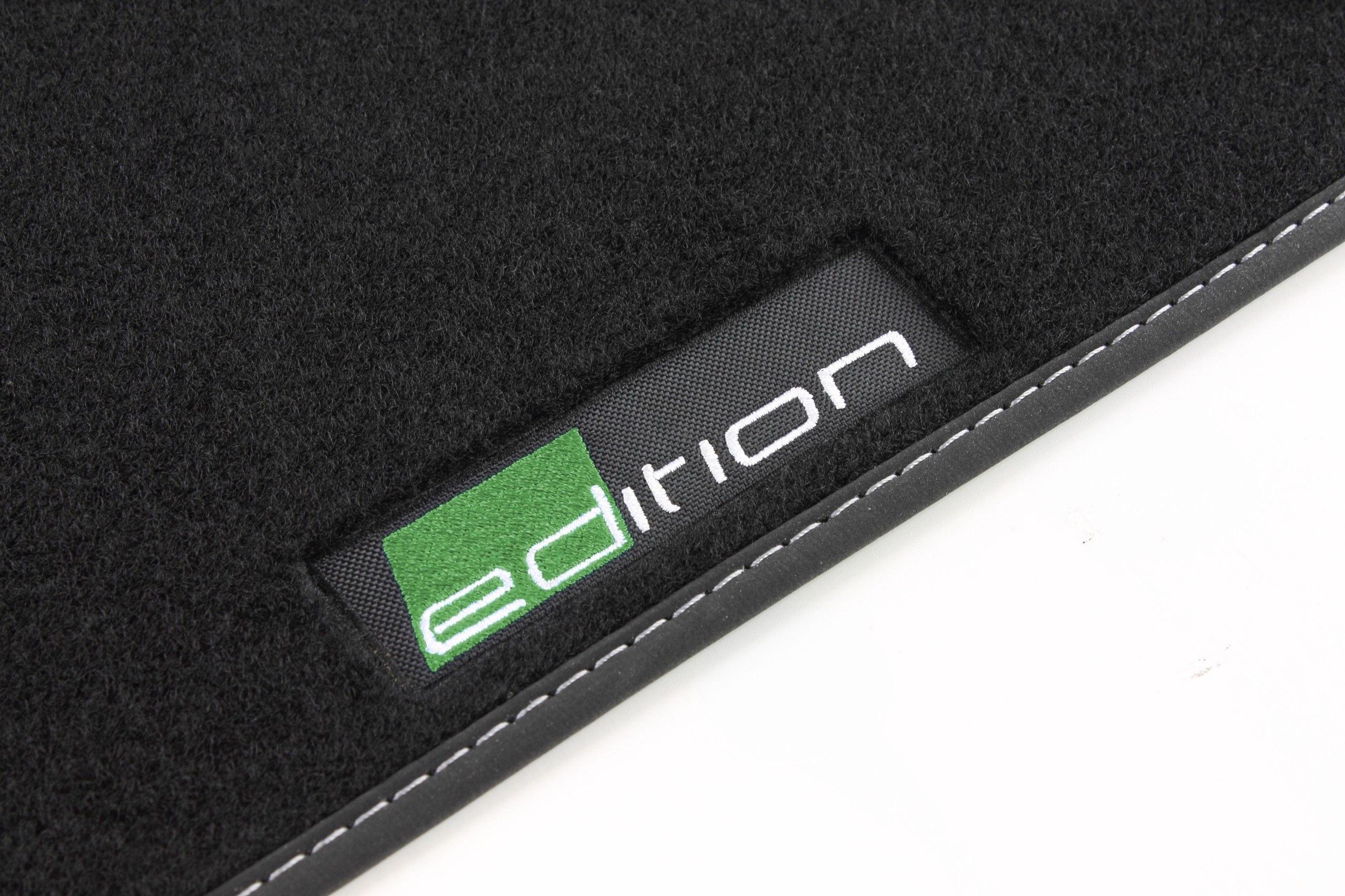 Škoda Fabia I 6Y2 1999-2007 Koberce Logo Carmat