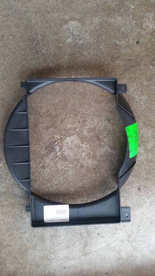 OSLONA WENTYLATORA WIATRAKA JEEP CHEROKEE XJ 97 01 Part number 52027501AB