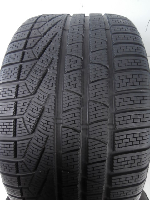 PIRELLI SOTTOZERO WINTER 240 III 285/35/19 99V Sezon zimowe