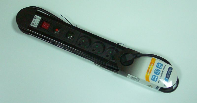 

AntyPrzepięciowa Listwa 4 gniazda 3680W/16A Sklep