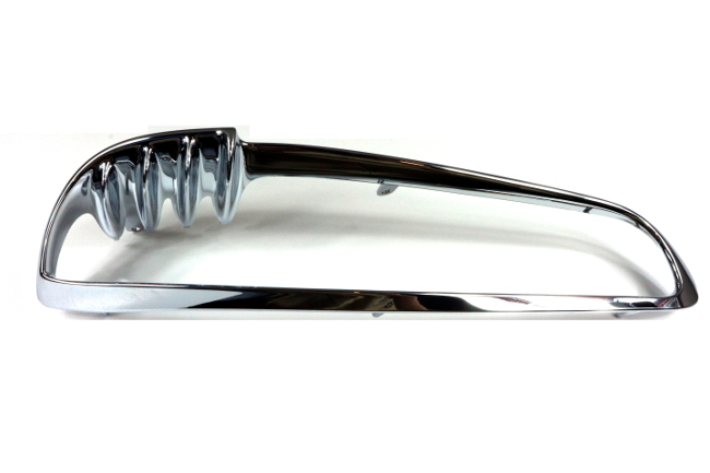66115-01 - HARLEY V-ROD VRSCA/B/D / R РЕШЕТКА РАДИАТОРА ПРАВЫЙ VS