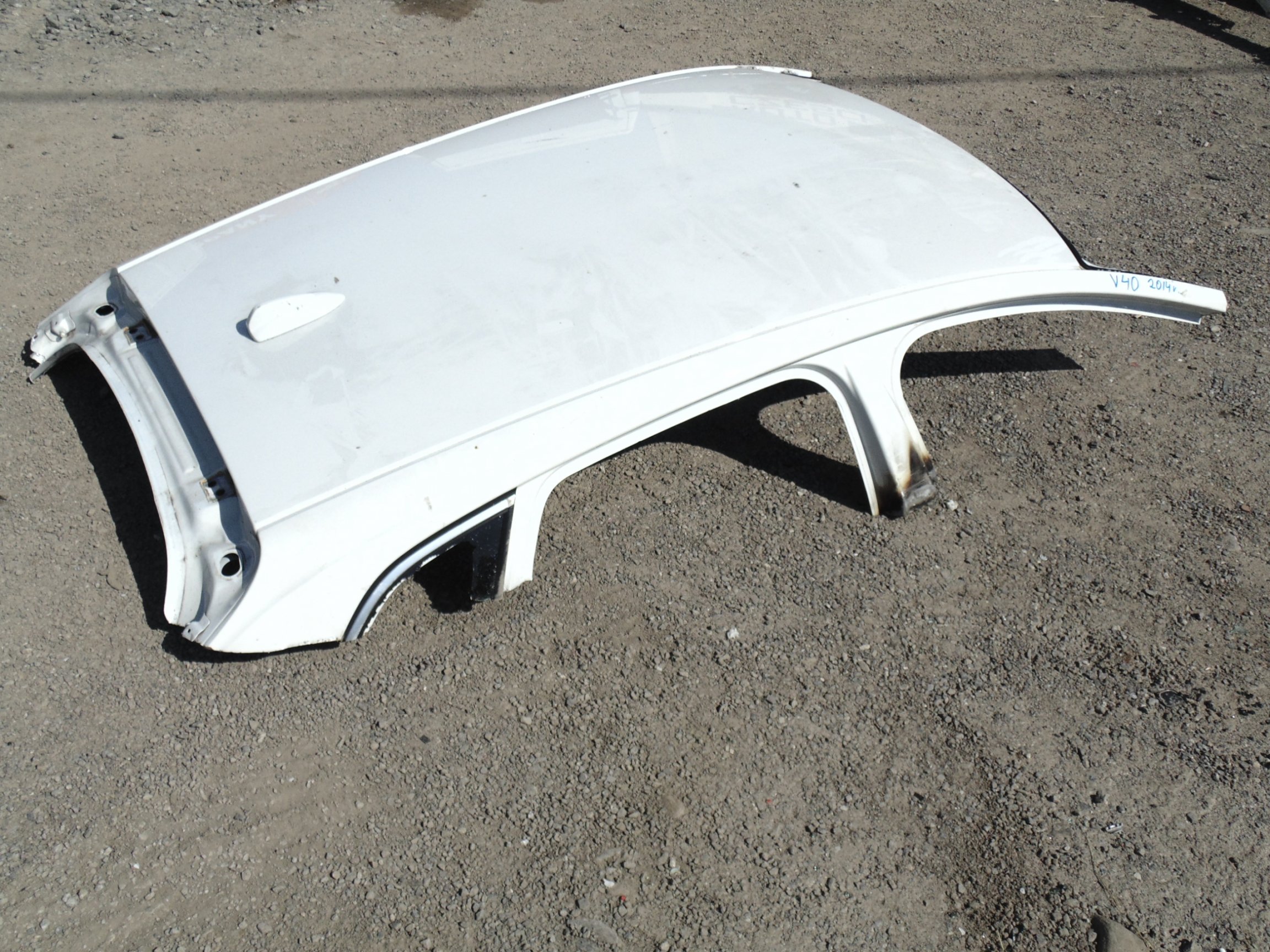 TOIT COMPLET VOLVO V40 2014 ROK.