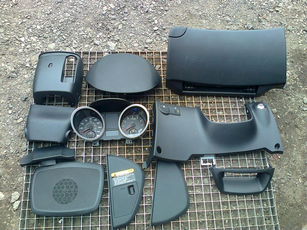 HYUNDAI GENESIS COUPE RAMKA SCHOWEK OSŁONA PLASTIK