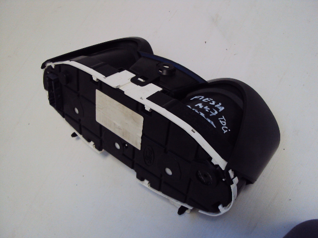 FORD Fiesta MK7 1.25 спидометр часы CA6T-10849-AC