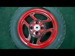 FELGA TYŁ TYLNA TYLNIA KOŁO KAWASAKI GPX 600 GPZ Szerokość felgi 2.50