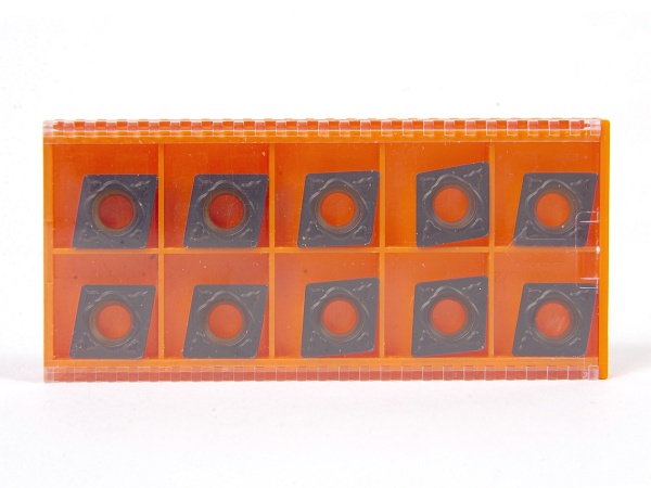 PŁYTKI WIELOOSTRZOWE CNMG120408