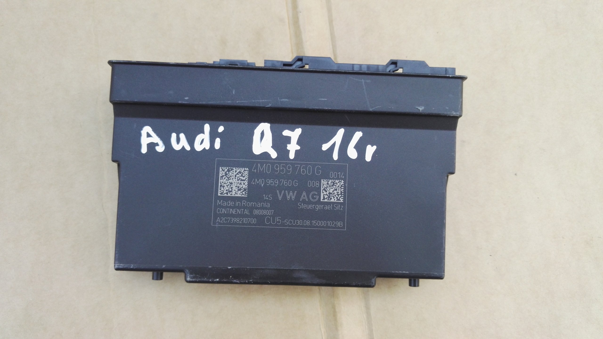 Audi Q7 водитель сиденья 4M0959760G