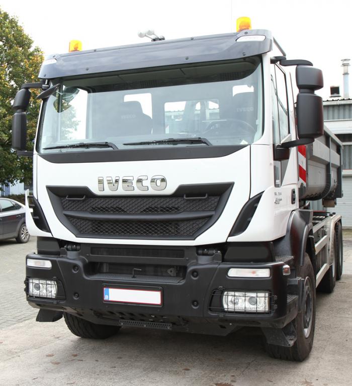 5230 - БЛЕНДА IVECO STRALIS HI-ROAD TRAKKER НОВЫЙ