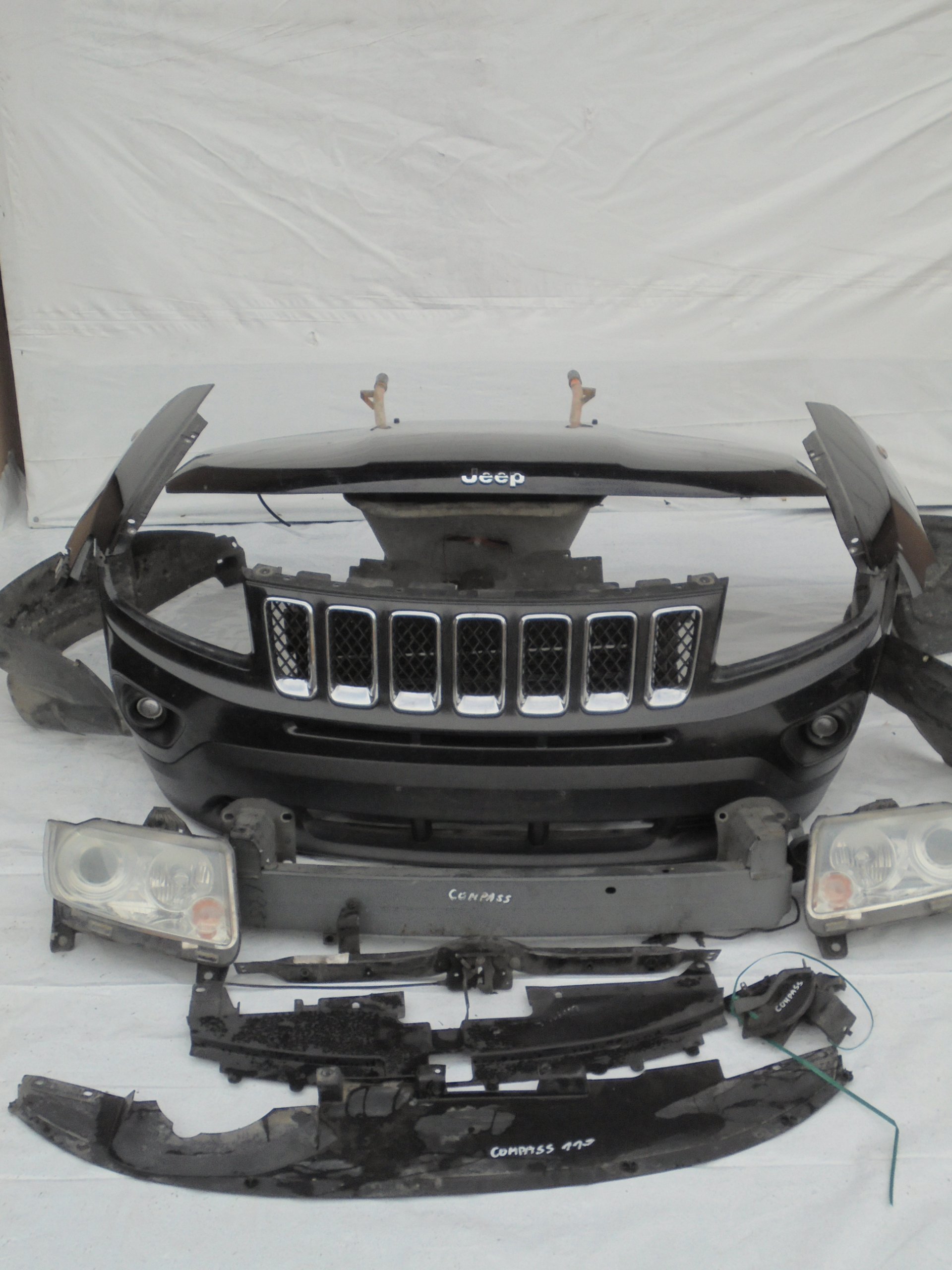 Kompletny перед JEEP COMPASS 2 . 2 CRD 2011 - > foto 1