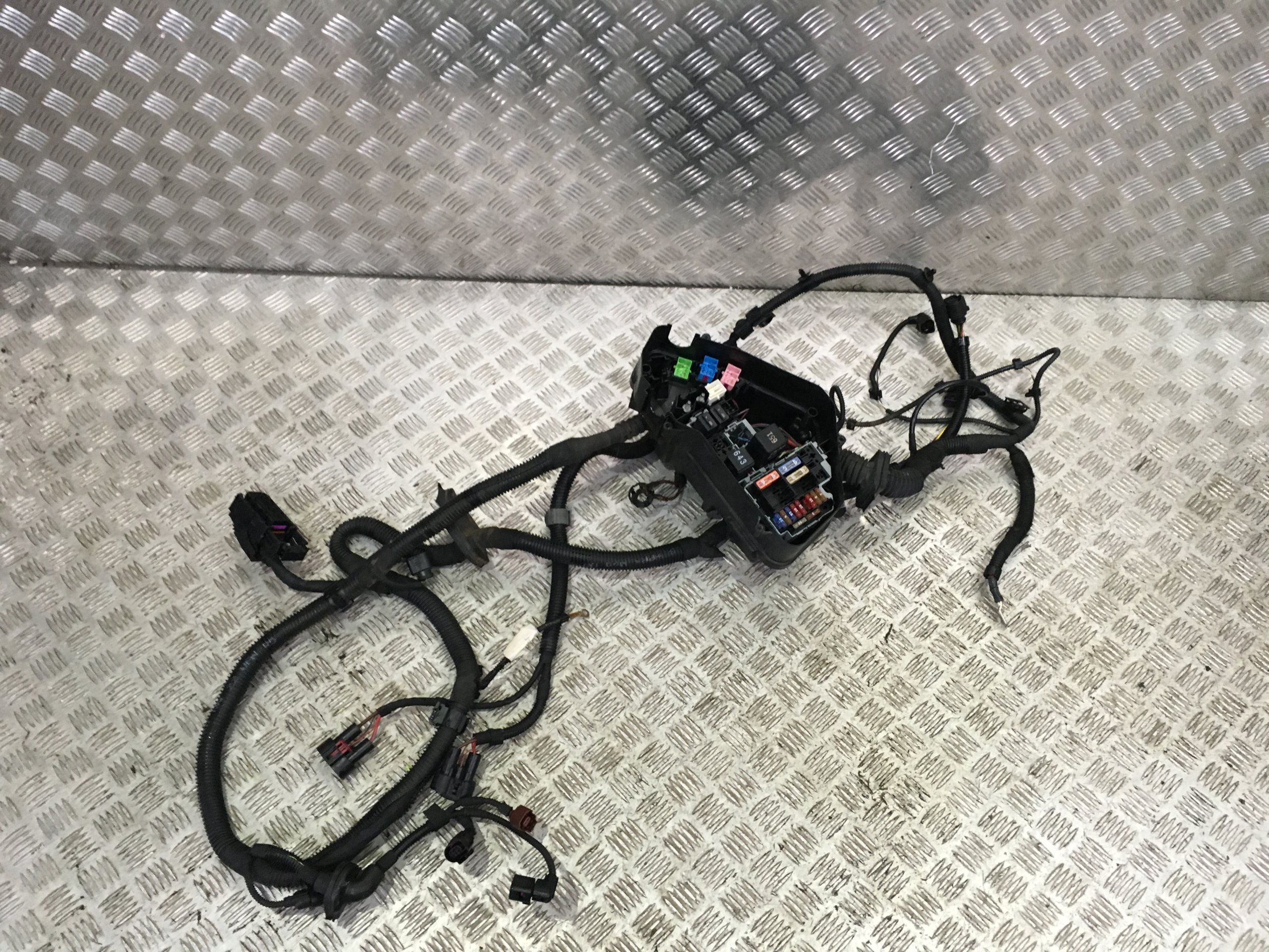 Установка моторного отсека AUDI Q7 4.2 TDI 4.2 D