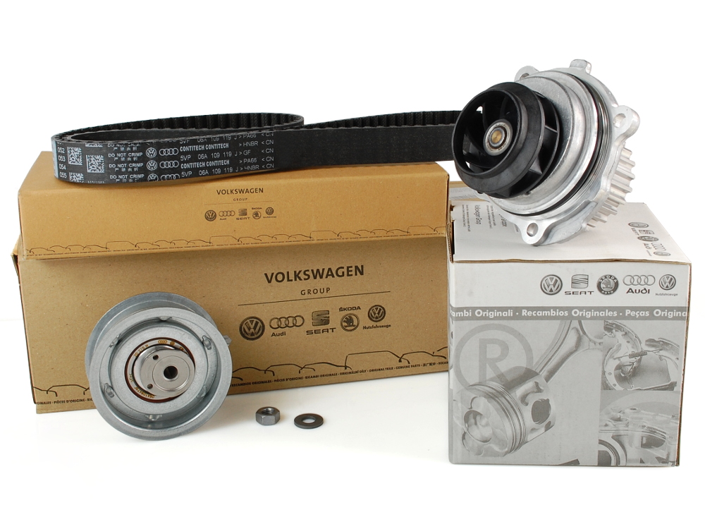 06A198119D - Распределительный водяной насос VW PASSAT B5 FL 2.0 AZM BFF OE