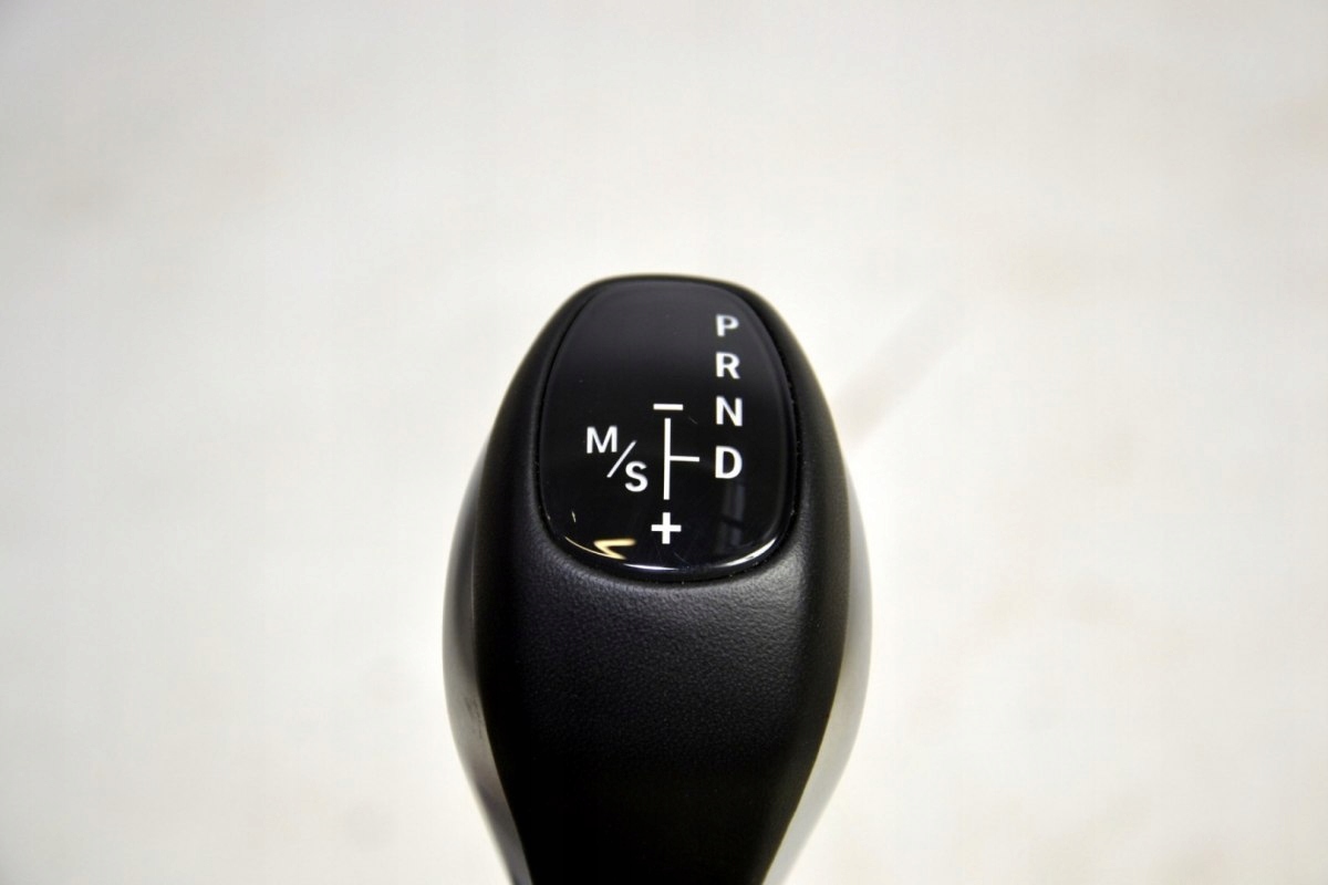 BMW 2 F45 F46 ручка переключения передач 9391195