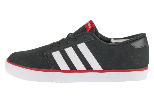

Buty adidas Vs Skate B74220 r.42