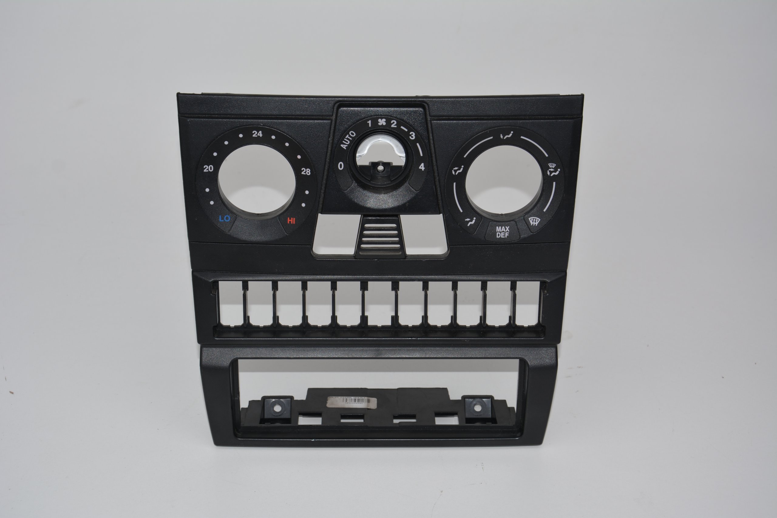 IVECO DAILY 06-09 ПЕРЕДНЯЯ ПАНЕЛЬ ВЕТРОВОГО СТЕКЛА