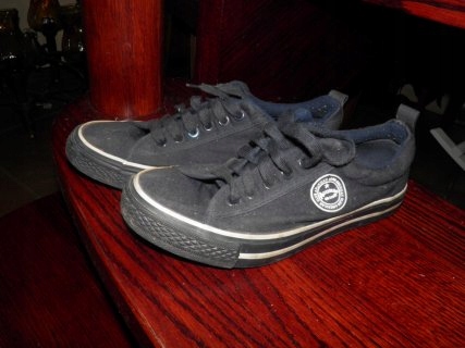 AMERICA CLUB TENISÓWKI DAMSKIE R_ 38 Kolekcja INNA