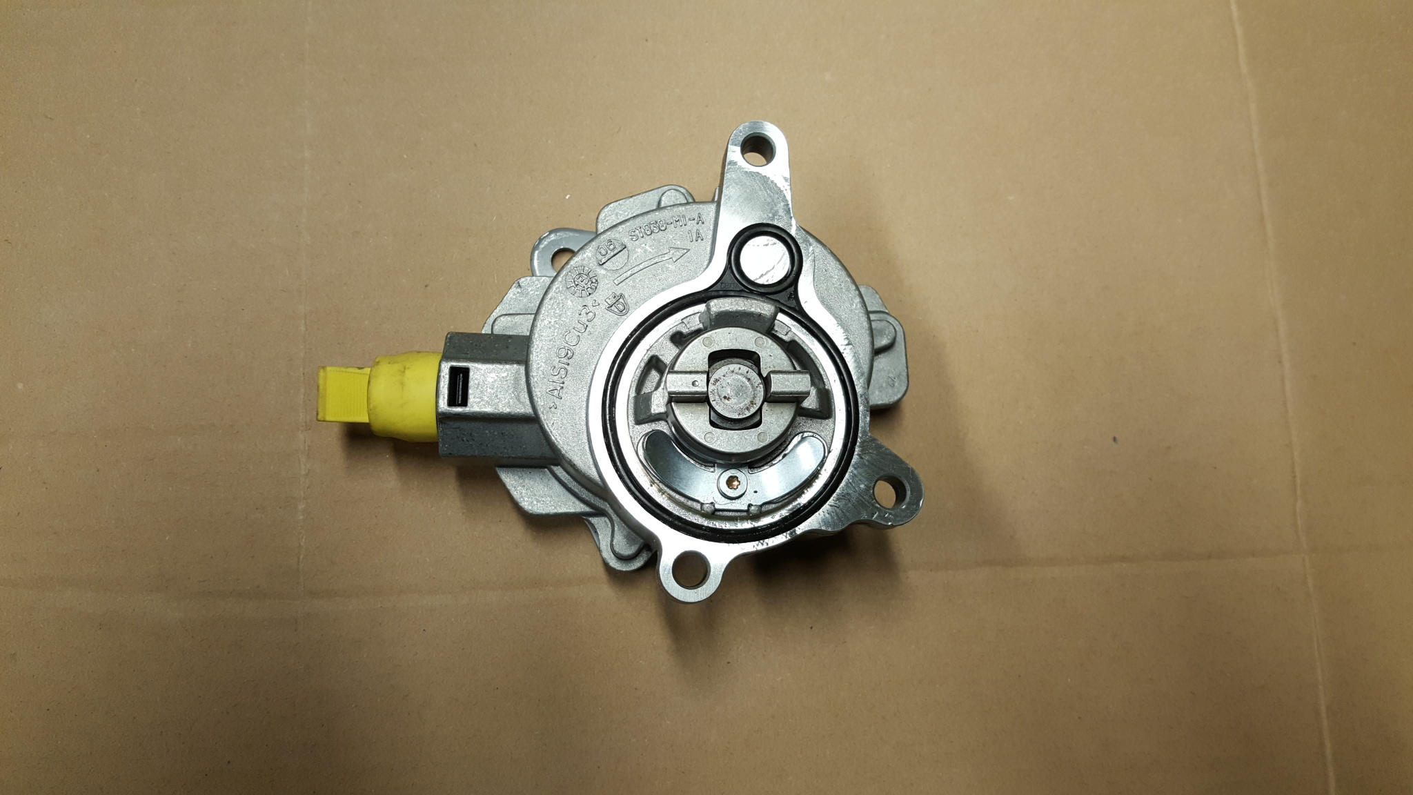 FORD S MAX GALAXY 2 0 ECOBOOST VACUM POMPA Part number BB5E 2A451 BD