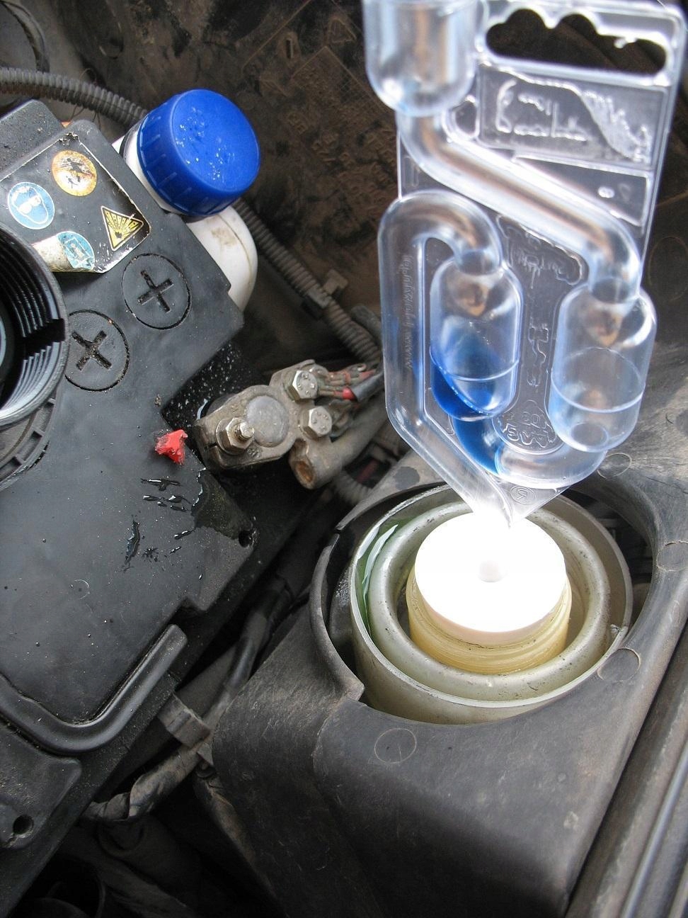 TESTER USZCZELKI POD GŁOWICĄ CO2 PŁYN NA 100 TESTÓW !! Marka inna