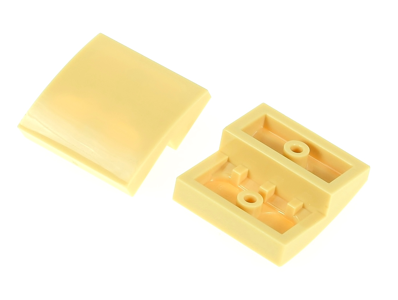

Lego Skos zakrzywiony 2x2 15068 tan