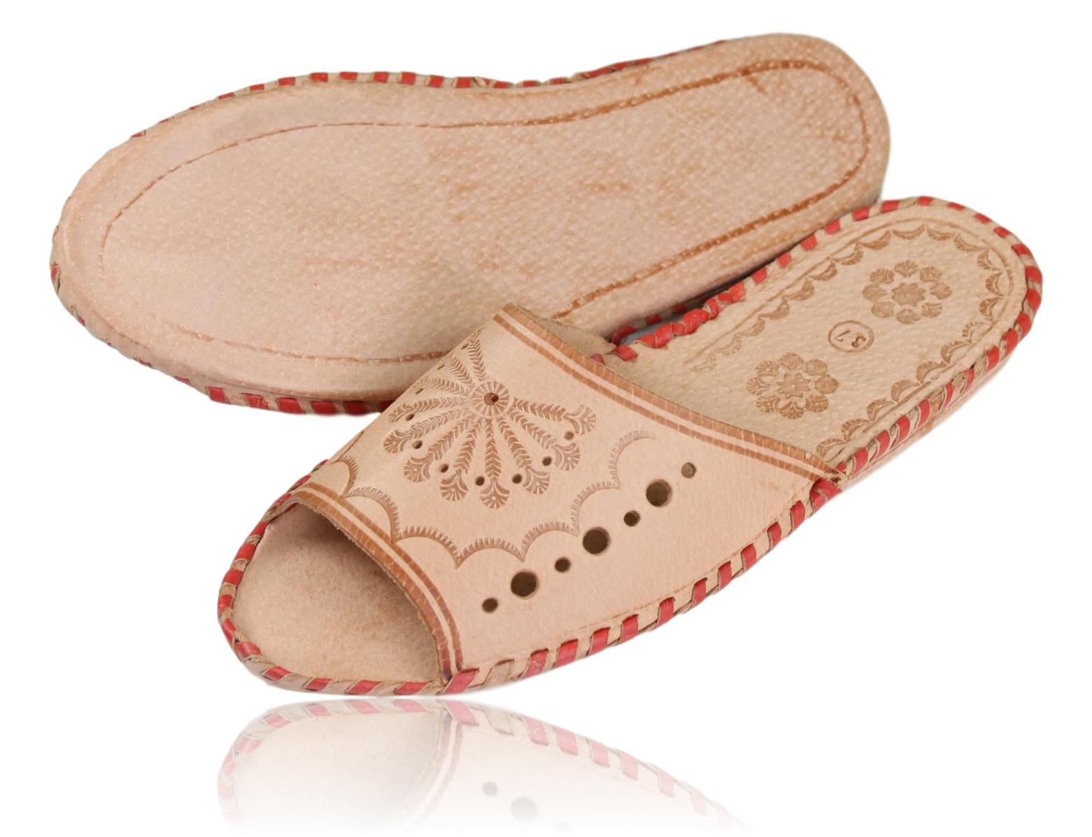 Kapcie klapki damskie skórzane regionalne 1119 38 Marka inna