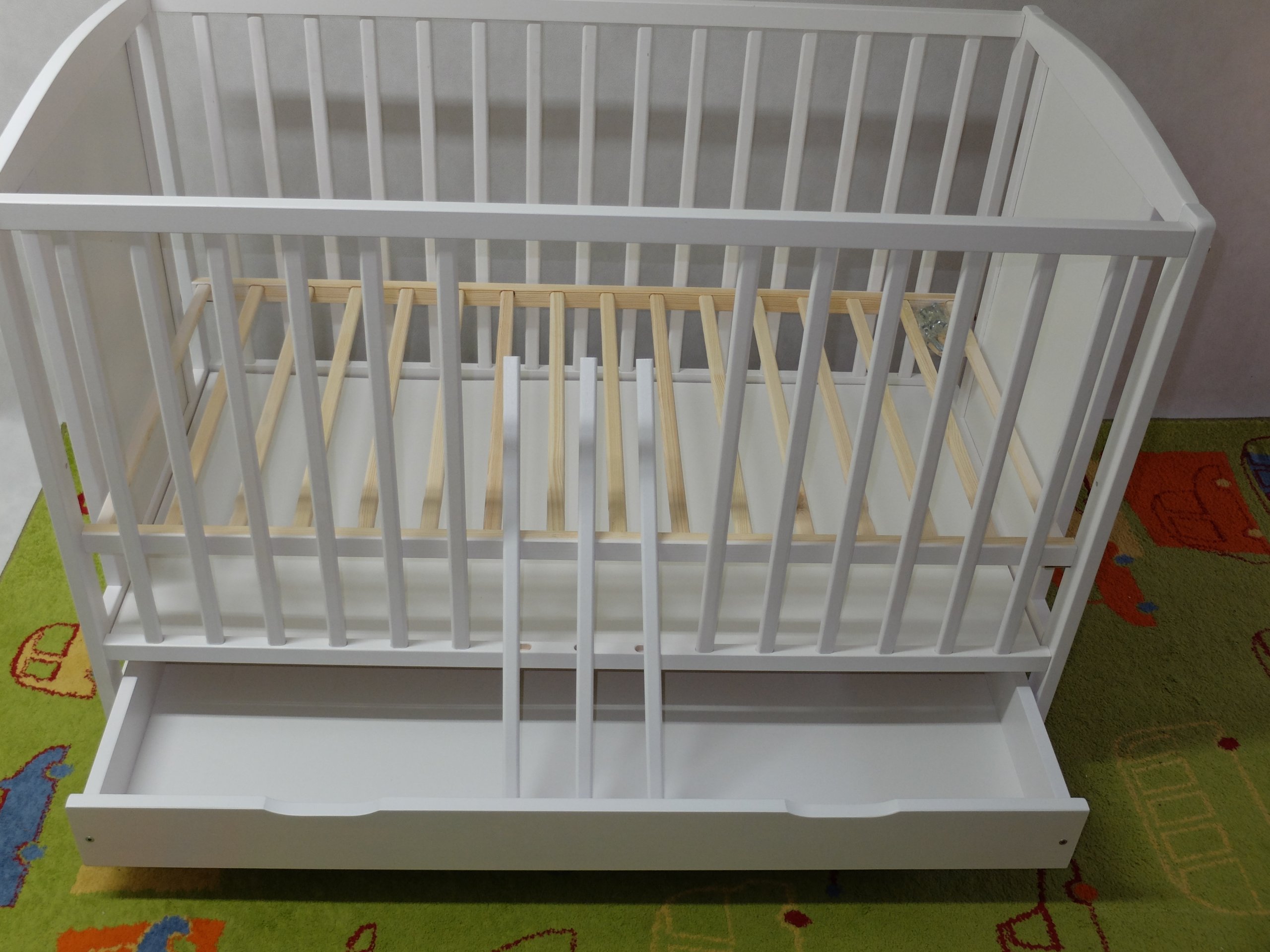 ŁÓŻECZKO DZIECIĘCE BIAŁE BAJKA Z SZUFLADĄ + MATERAC GPK Bohater brak