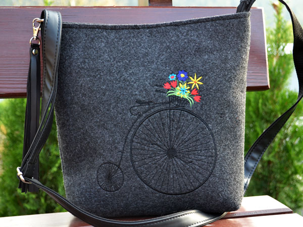 -30% DUŻA FILCOWA LISTONOSZKA FOLK TOREBKA FILCOWA Zapięcie zamek