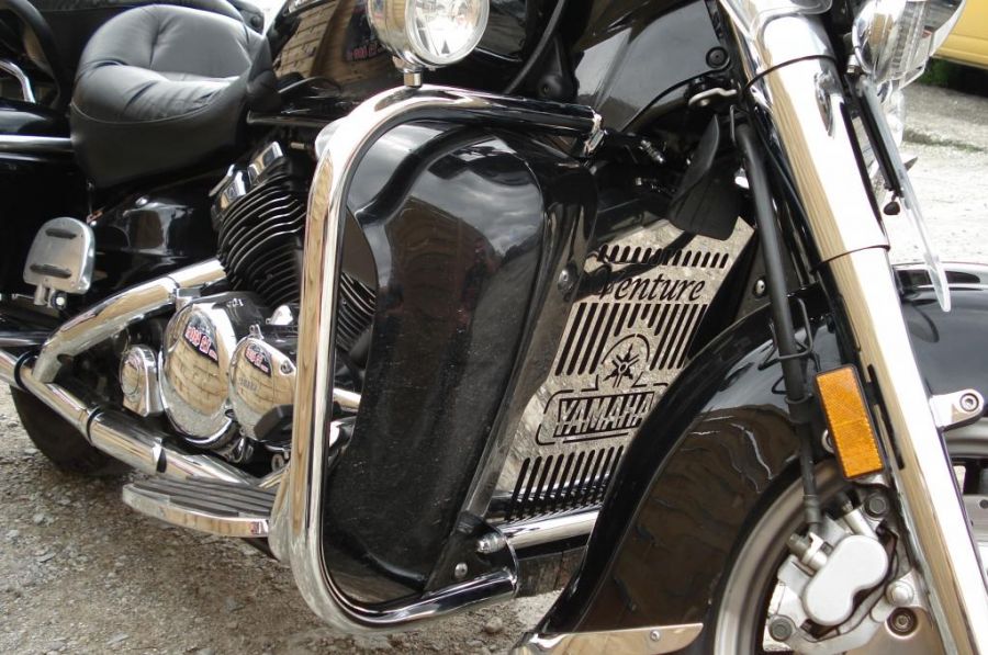 OSŁONA CHŁODNICY YAMAHA VENTURE 1300 SUPER JAKOŚĆ Producent Motonautilus