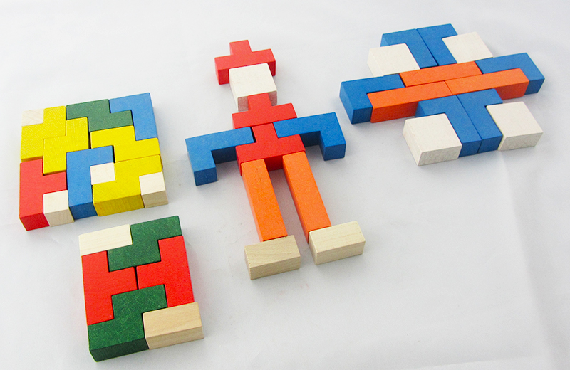 DREWNIANE KLOCKI - ŁAMIGŁÓWKA - POMOC DYDAKTYCZNA Bohater brak