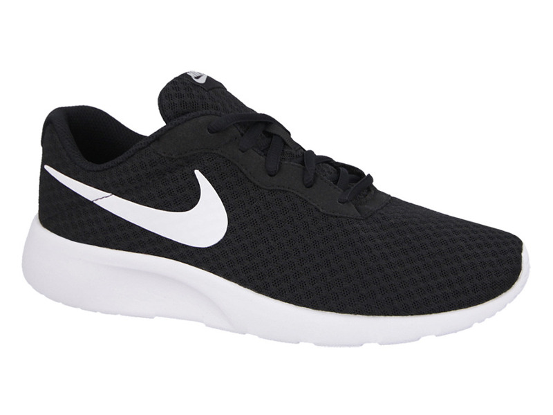 Nike Tanjun Black. Кроссовки Nike Tanjun черные. Кроссовки мужские Nike Tanjun. Кроссовки найк Вьетнам. Найк 39 размер