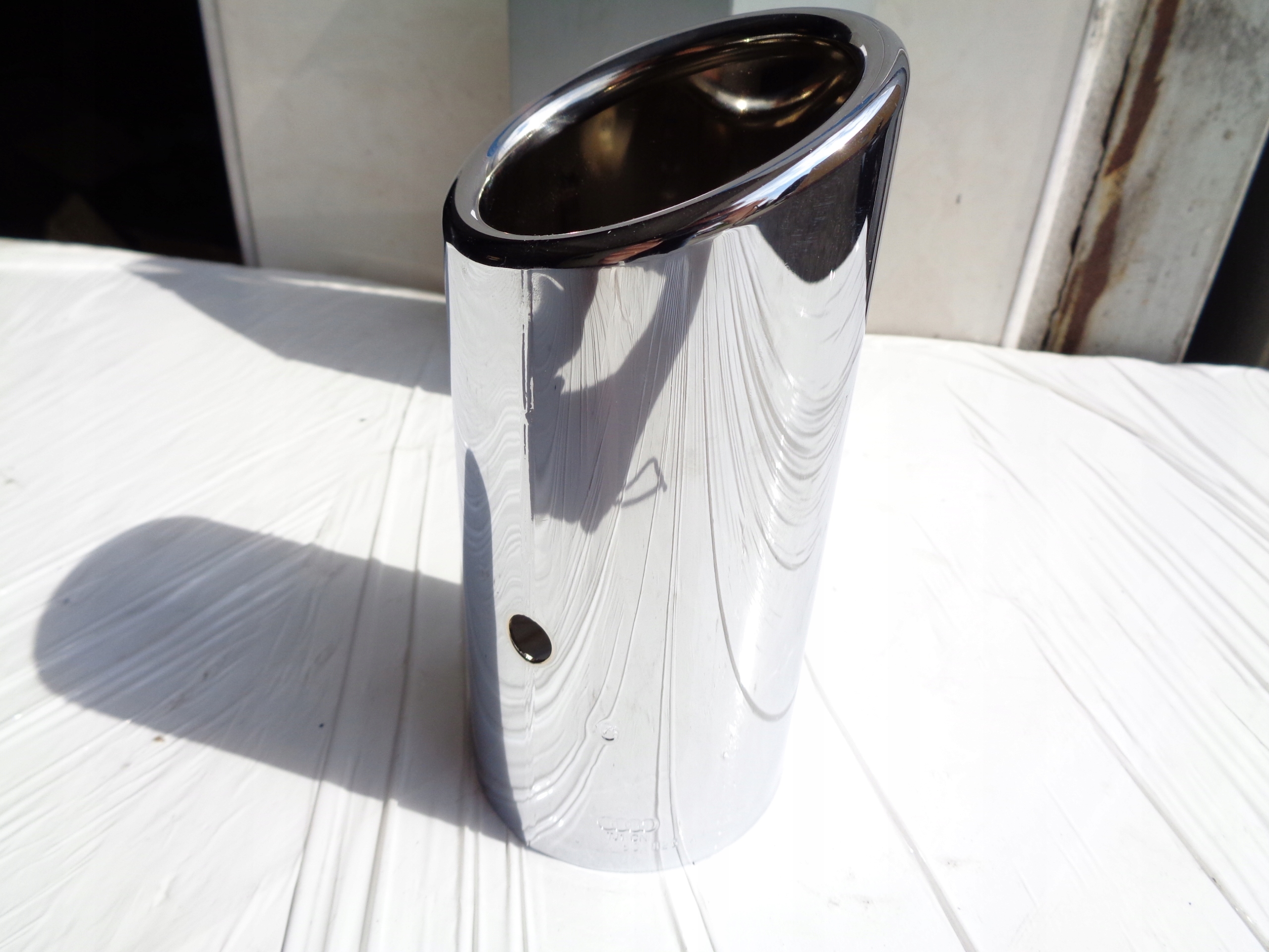 Новий наконечник вихлопної труби Audi A3 8v0253825a