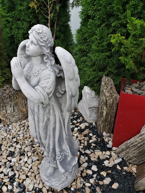 FIGURKA BETONOWA - DUŻY ANIOŁEK MODLĄCY model I Producent inna