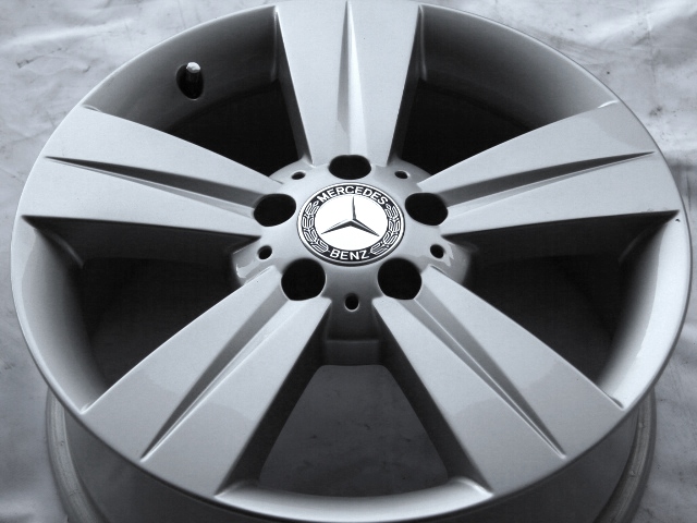 ОРИГІНАЛ MERCEDES VITO 17 A6394012402 M17.33