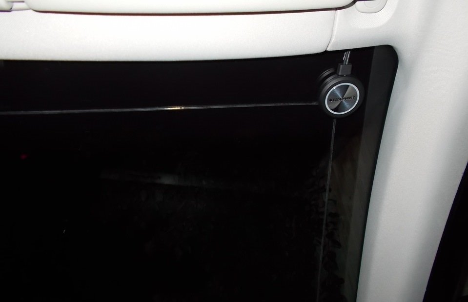 SUPER ANTENA BLAUPUNKT WEWNETRZNA NA SZYBE FM AM Producent code 7617495142001