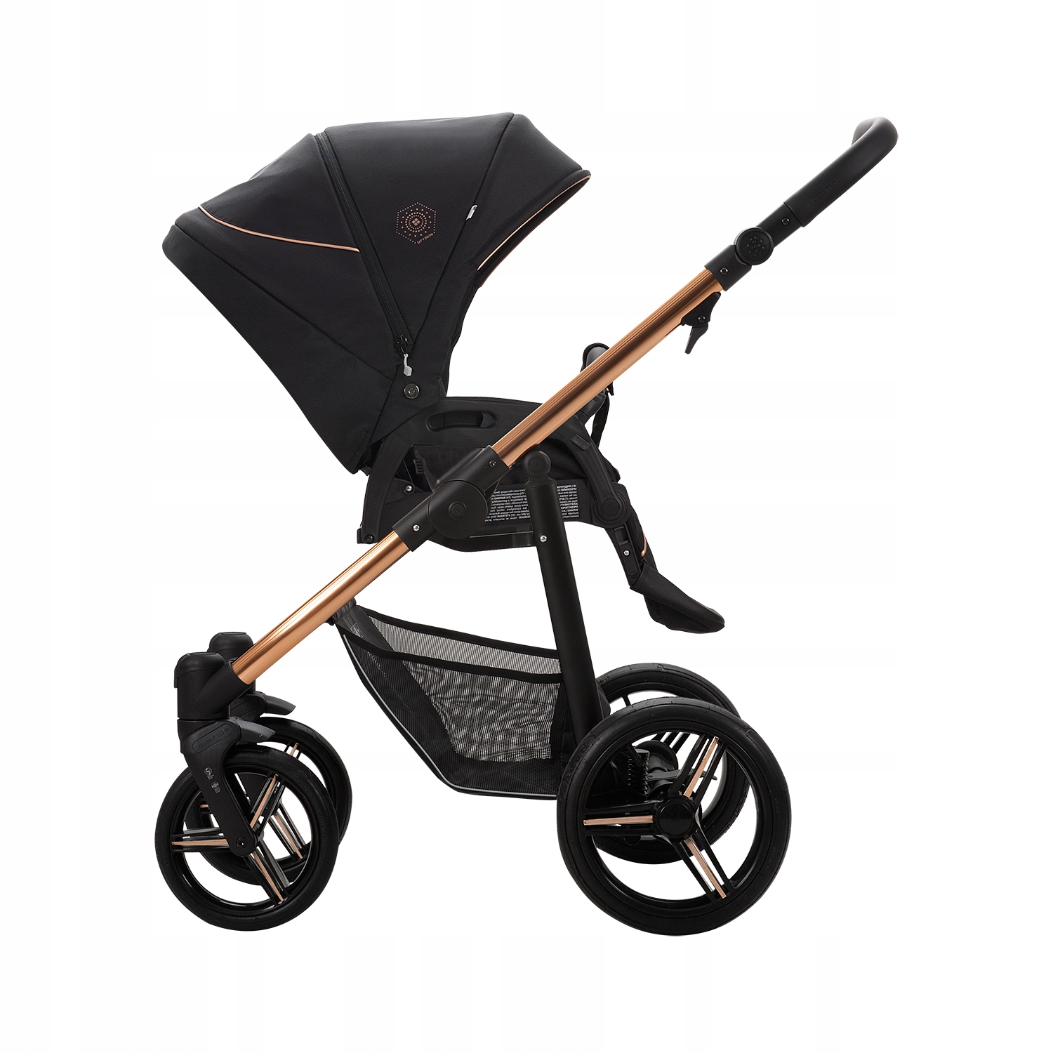 BEBETTO wózek spacerowy NICO ESTILO 01 / miedziany Waga wózka 13.4 kg