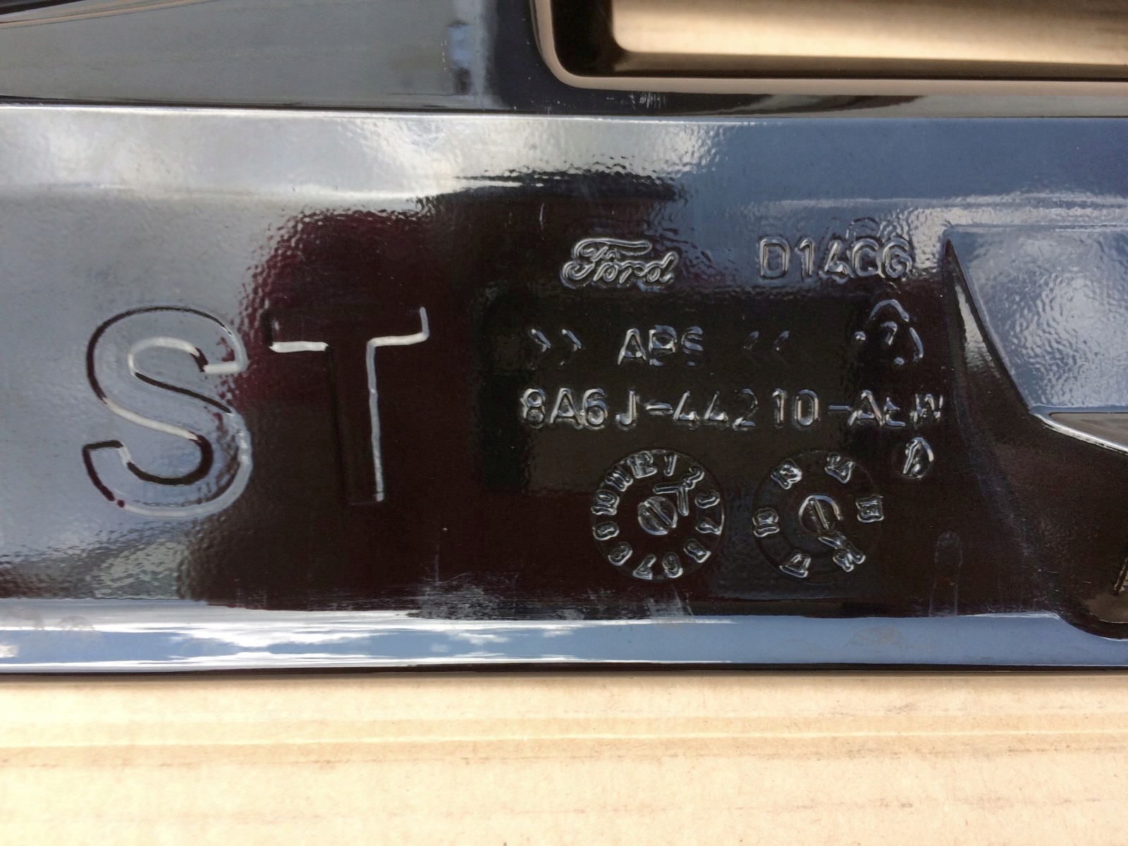 Spojler TYLNY, lotka Ford FIESTA MK7 ST RS - BDB Strona zabudowy tył