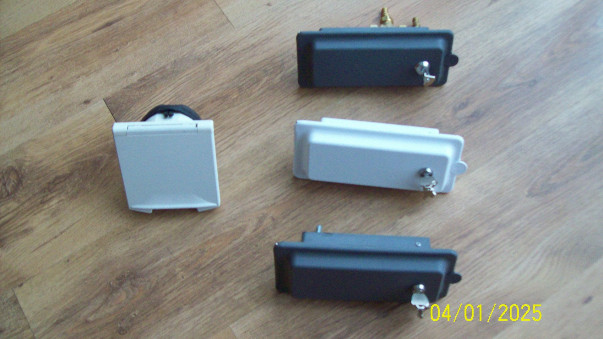 310/610 - Швидкий штуцер для газу, води новий.Будинок на колесах, кемпінг