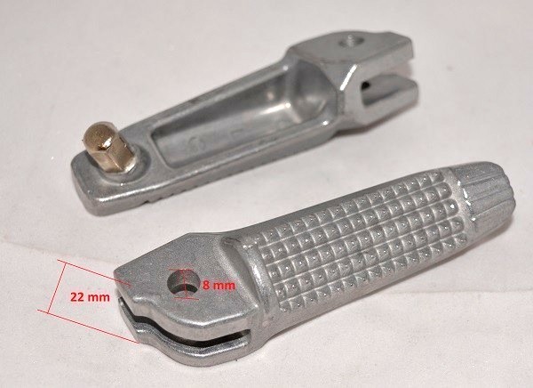 PODNÓŻKI STOPKI KIEROWCY PRZÓD BMW R 1200 S F 800 Kolor srebrny