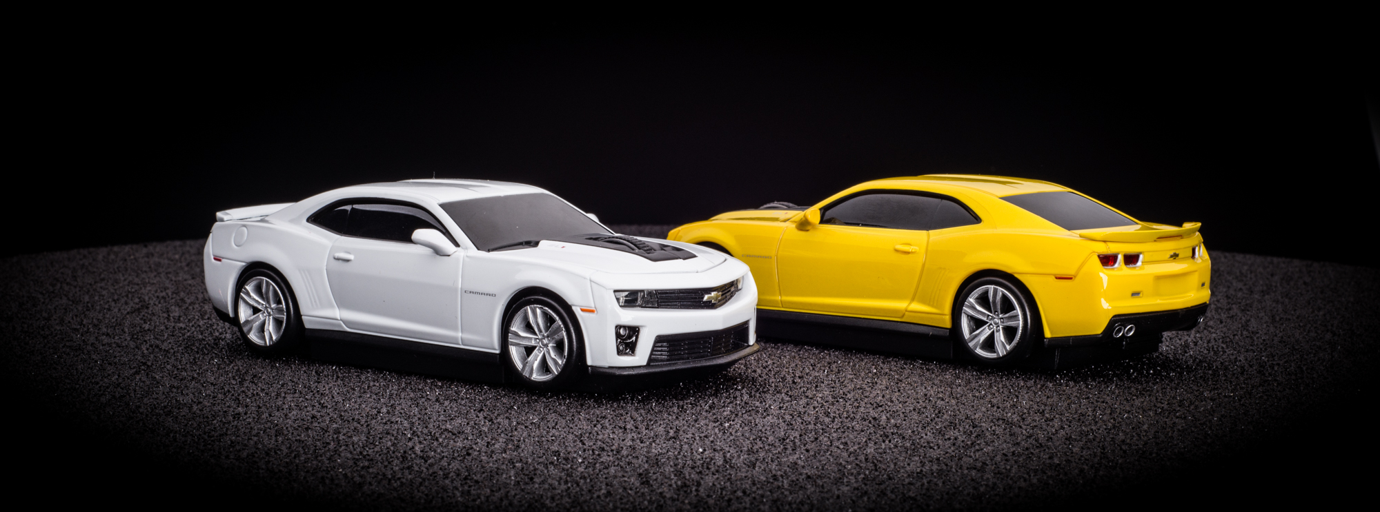 Chevrolet Camaro ZL1 biały samochód mysz Autodrive