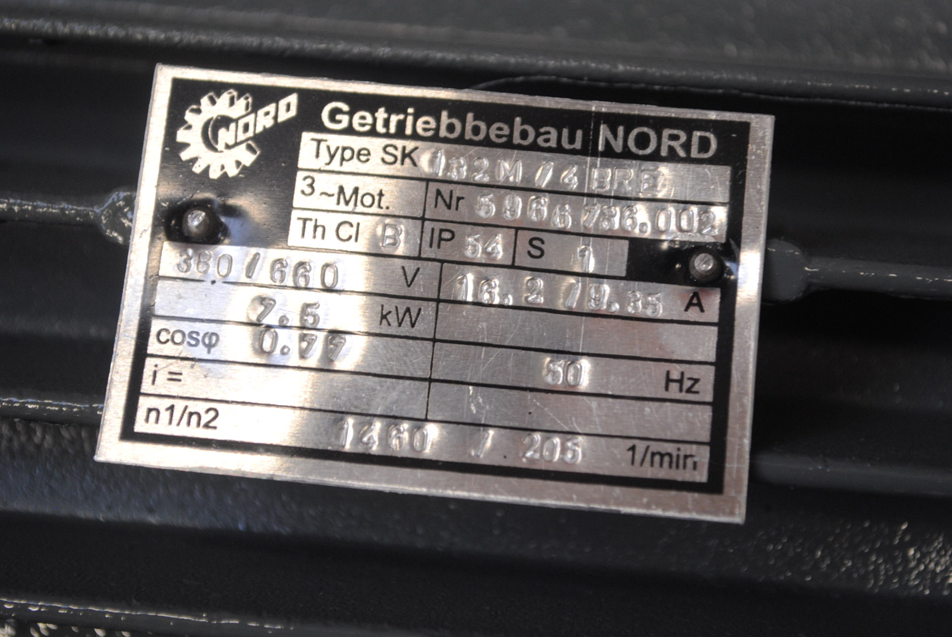 Motoreduktor 7.5kw. 205obr. z hamulcem. NORD! Model L