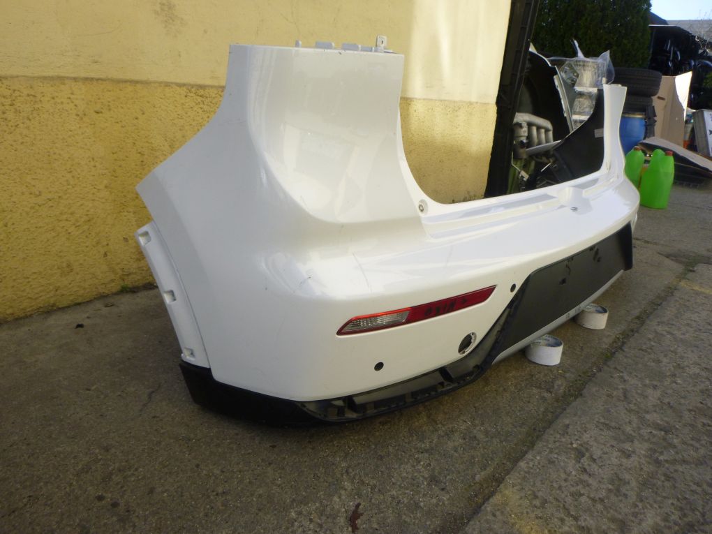 KIA NIRO 16- zderzak tylny tył Kolor do lakierowania