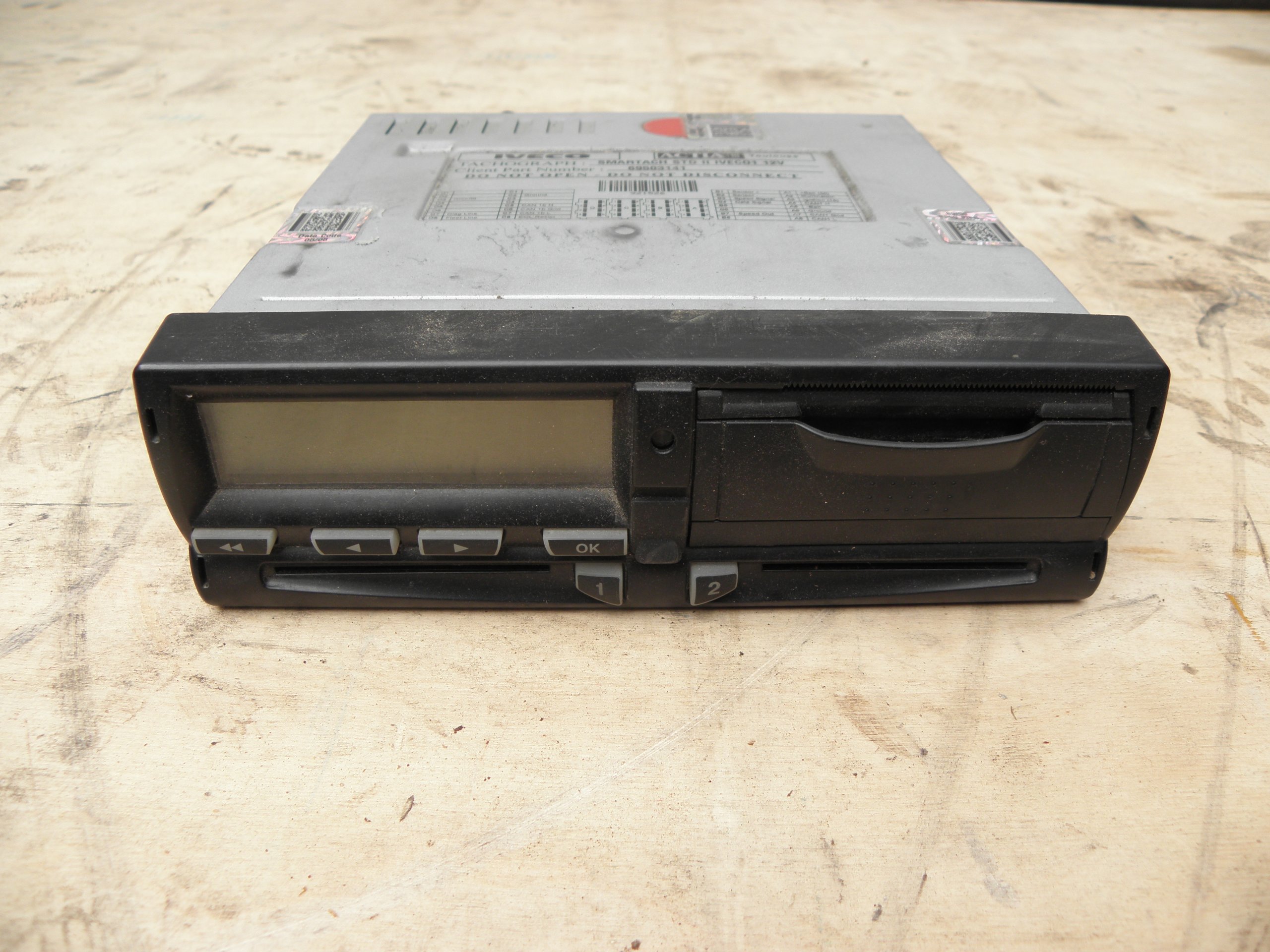 тахограф ивеко. тахограф ивеко. тахограф ивеко. тахограф ивеко 5801684493 модель. тахограф ивеко дейли 2014 штекер.