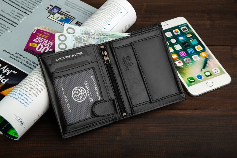 PORTFEL MĘSKI SKÓRZANY Betlewski czarny duży skóra RFID pudełko na prezent Model BPM-BF-62