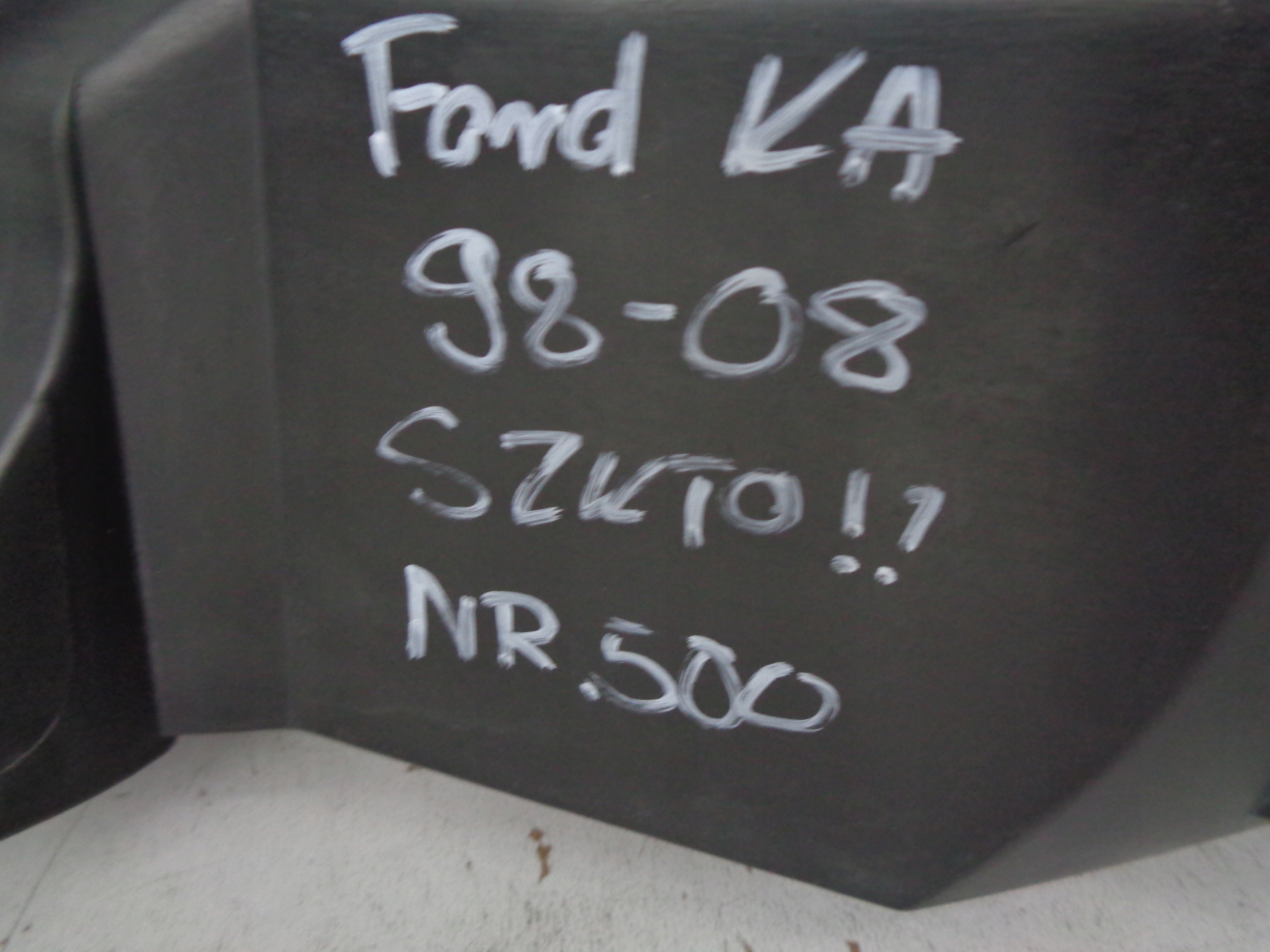 far desna REFLEKTOR FORD KA 98